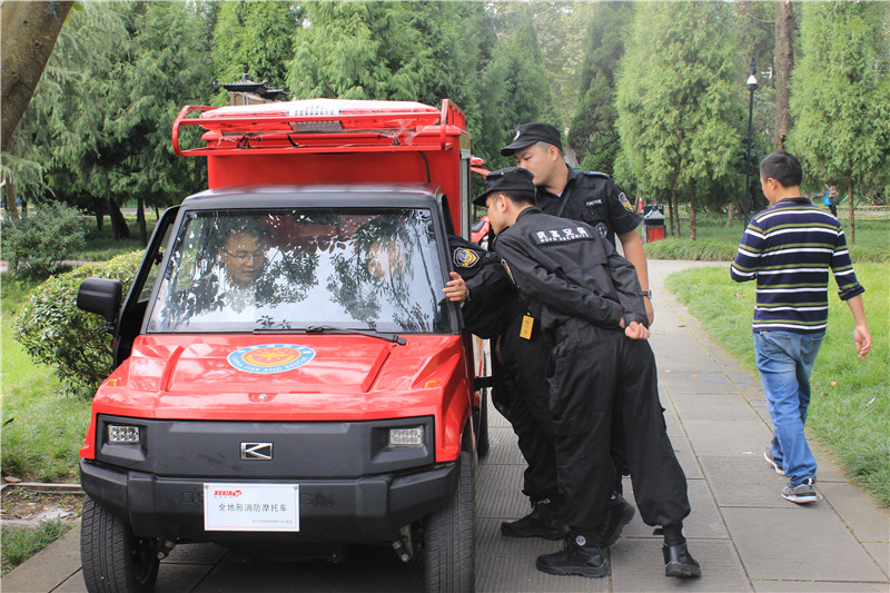 2019年10月 成都武侯祠博物館采購【LX250-1 消防電動(dòng)車】
